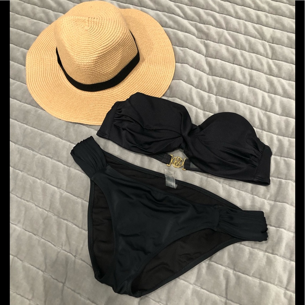 Victoria’s Secret Bandeau Bikini Set 👙